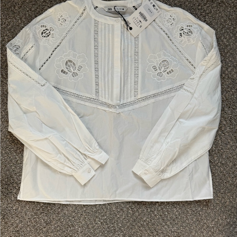 Zara White Floral Lace Blouse